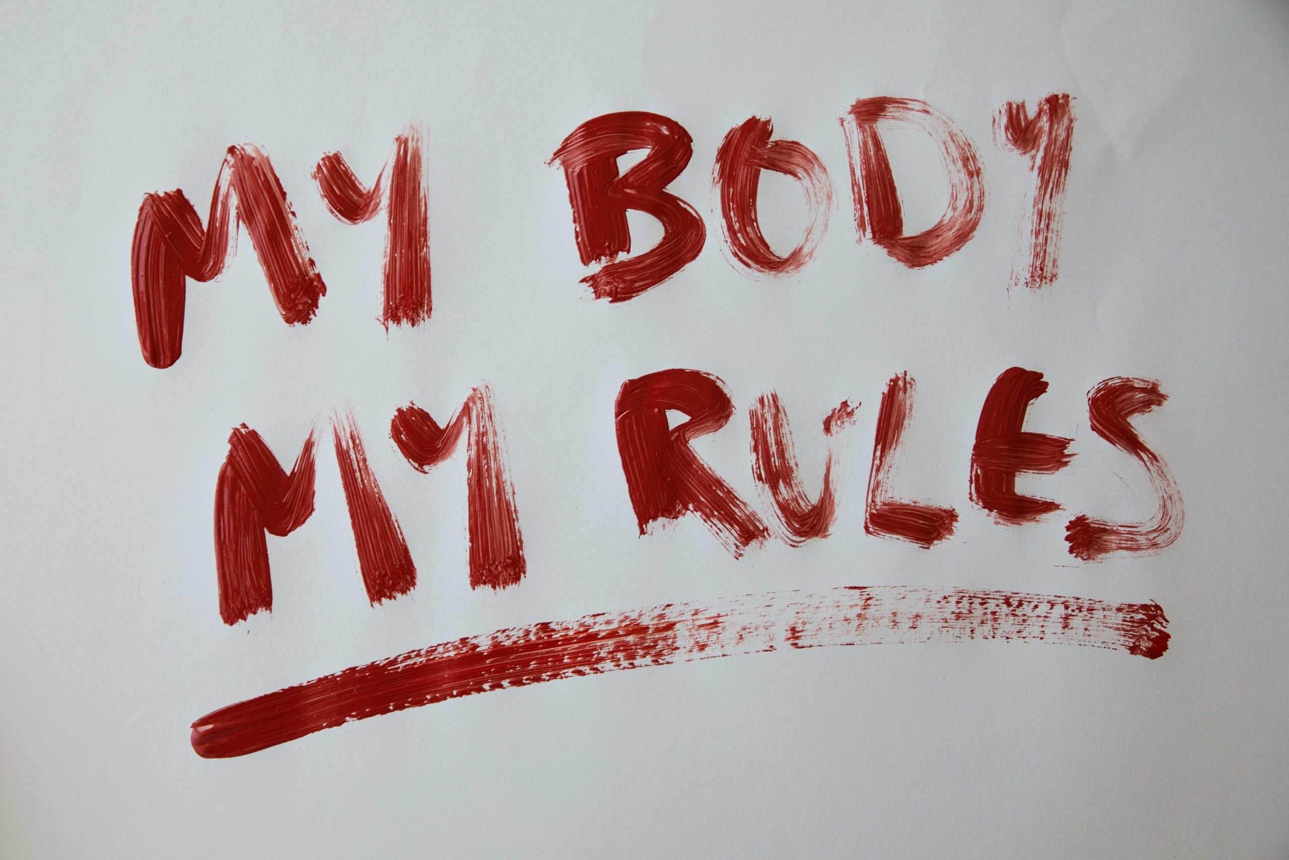 Mon corps, mes règles : conseils pour mieux vivre son cycle menstruel au travail.